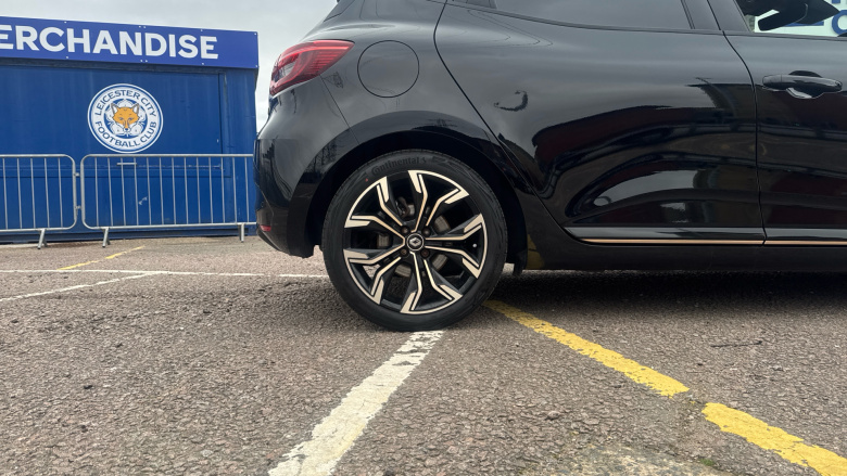 Renault Clio 1.6 E-TECH Hybrid 140 Lutecia SE 5dr Auto Hybrid Hatchback